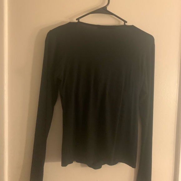 Black shirt with push up pads (can be removed) - Picture 4 of 4